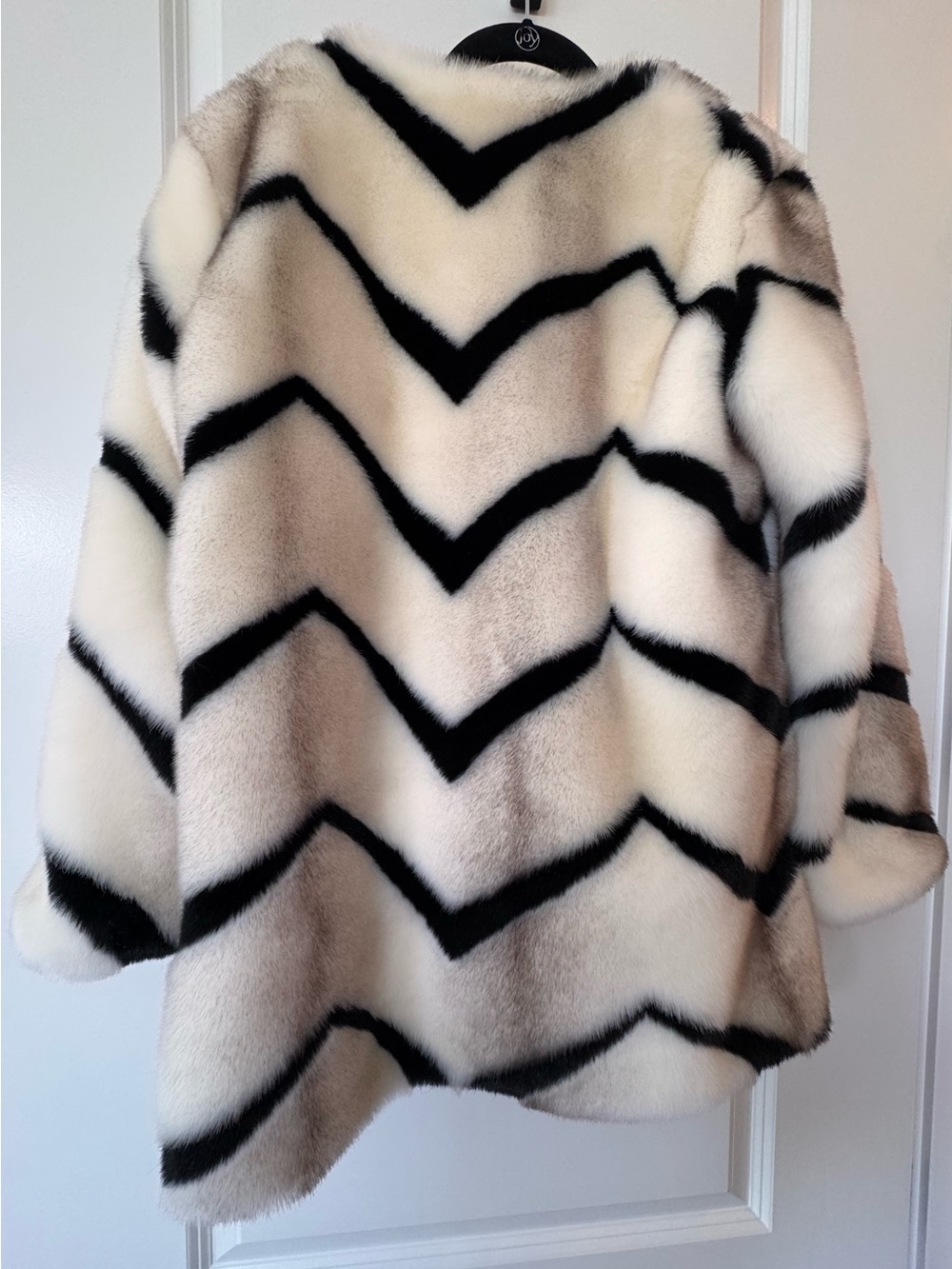 Chicwish Black and White Faux Fur Jacket - Picture 3 of 5